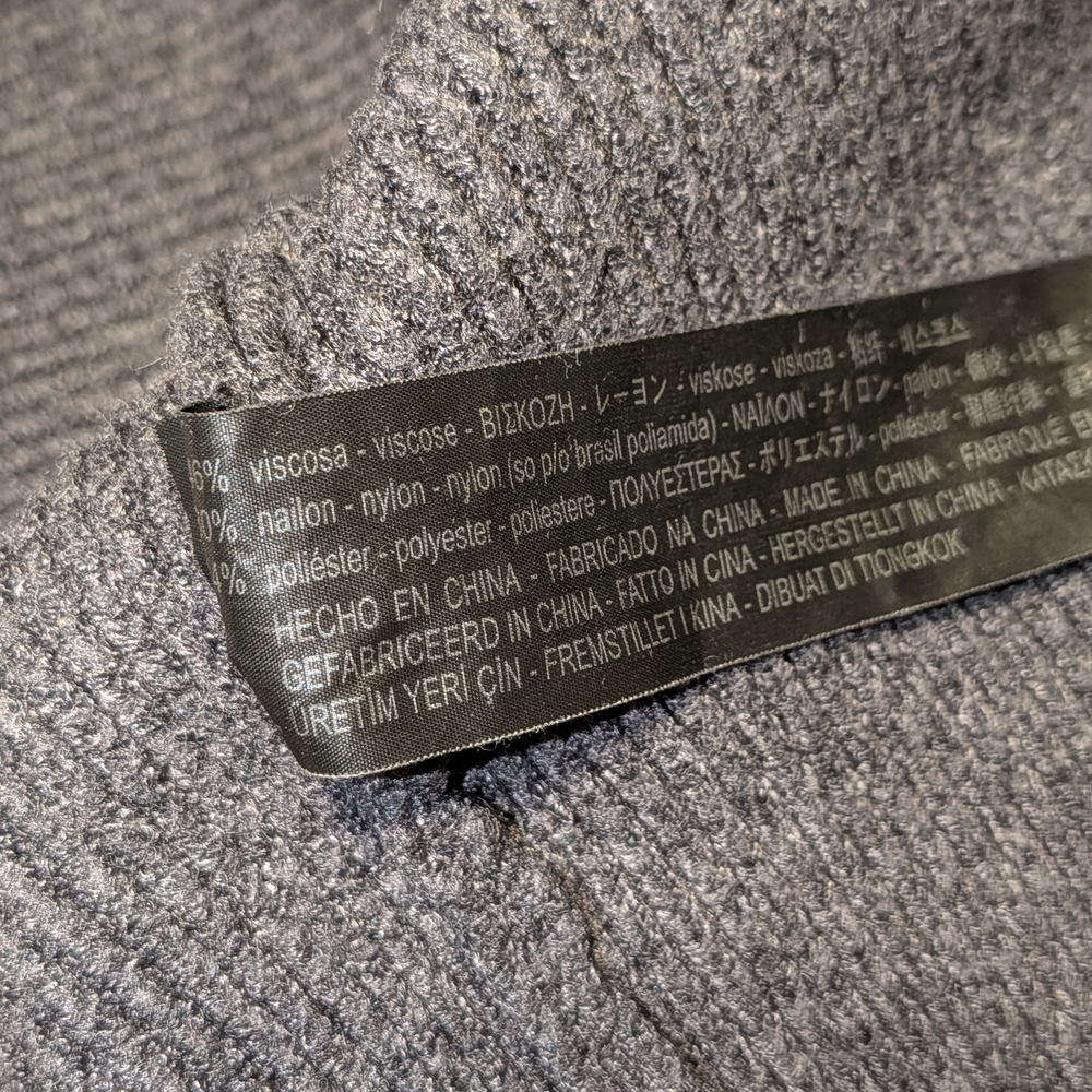 Zara Ribbed Crewneck Cropped Sweater - Picture 5 of 5